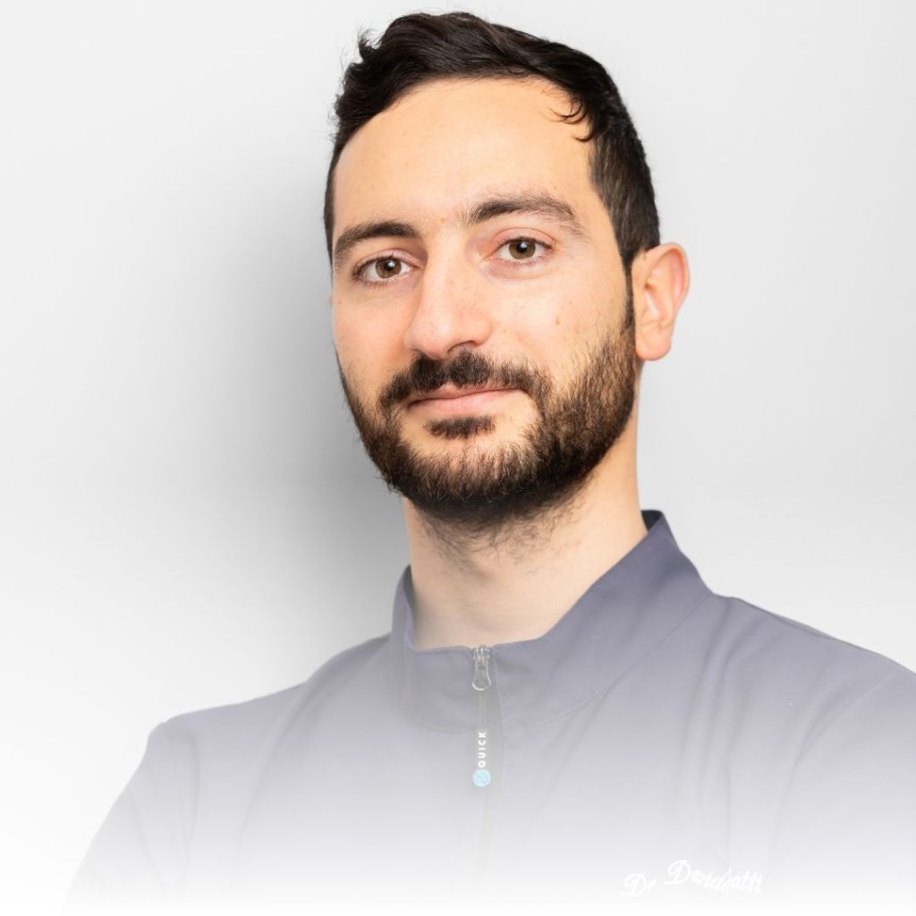 Implantologia 17 Dott. Davide Gatti - Odontoiatra _ si occupa di conservativa ed endodonzia