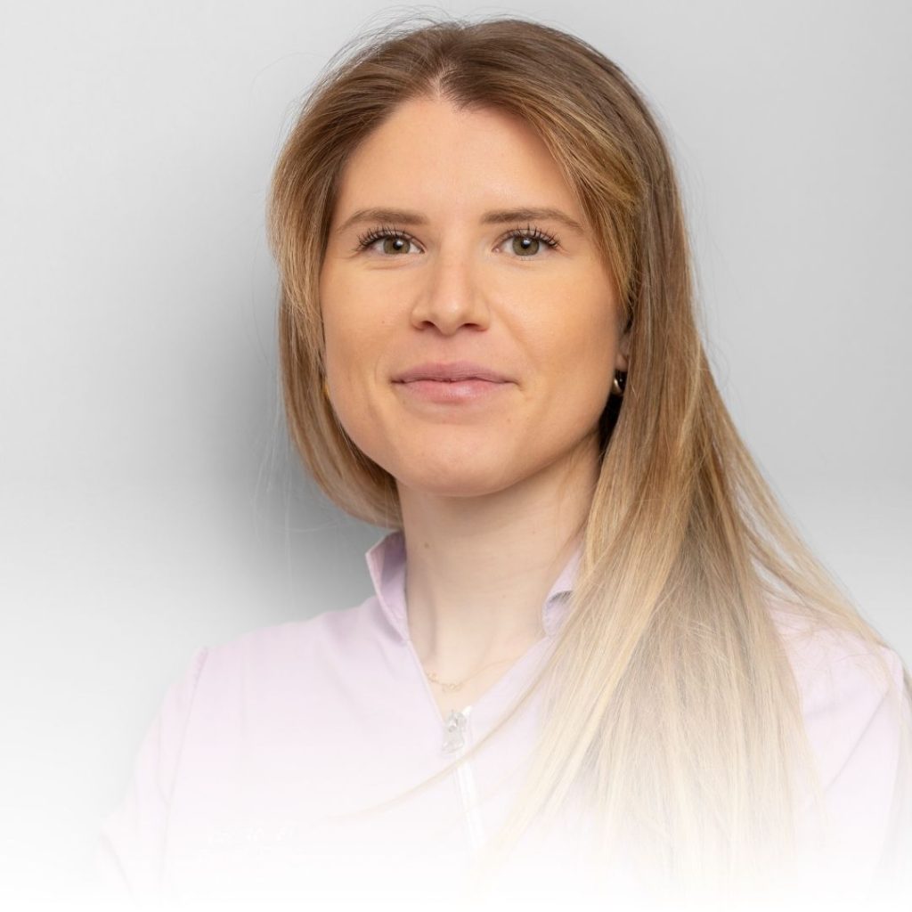 Implantologia 23 Dott.ssa Elisa Braga - Igienista dentale