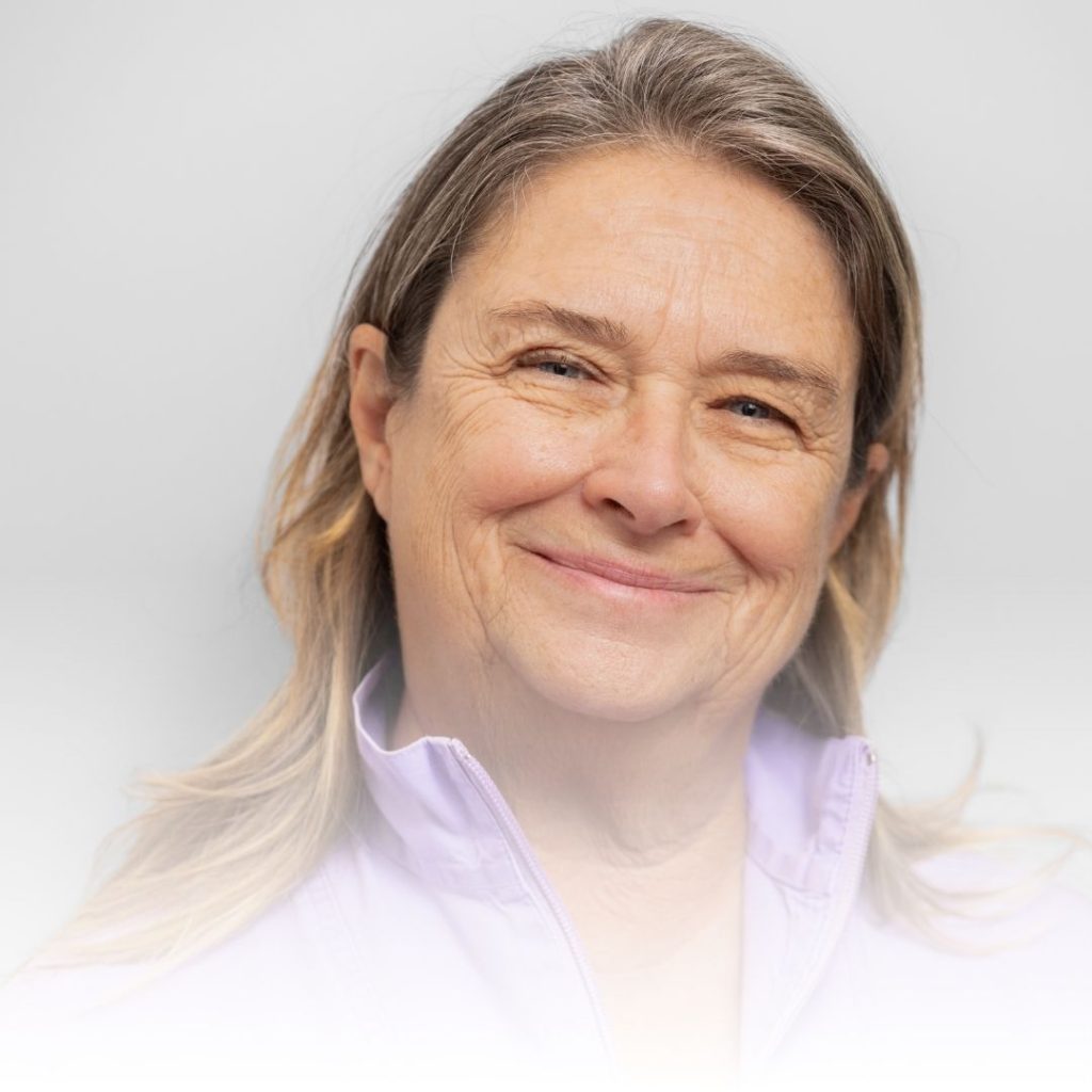 Implantologia 19 Dott.ssa Gabriella Benco - Medico chirurgo specialista in Ortodonzia _ si occupa di ortognatodonzia