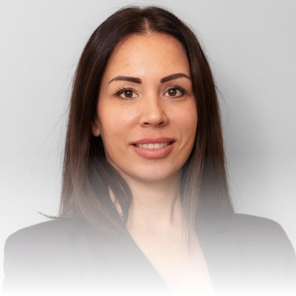 Implantologia 35 Eva - Segretaria - Receptionist