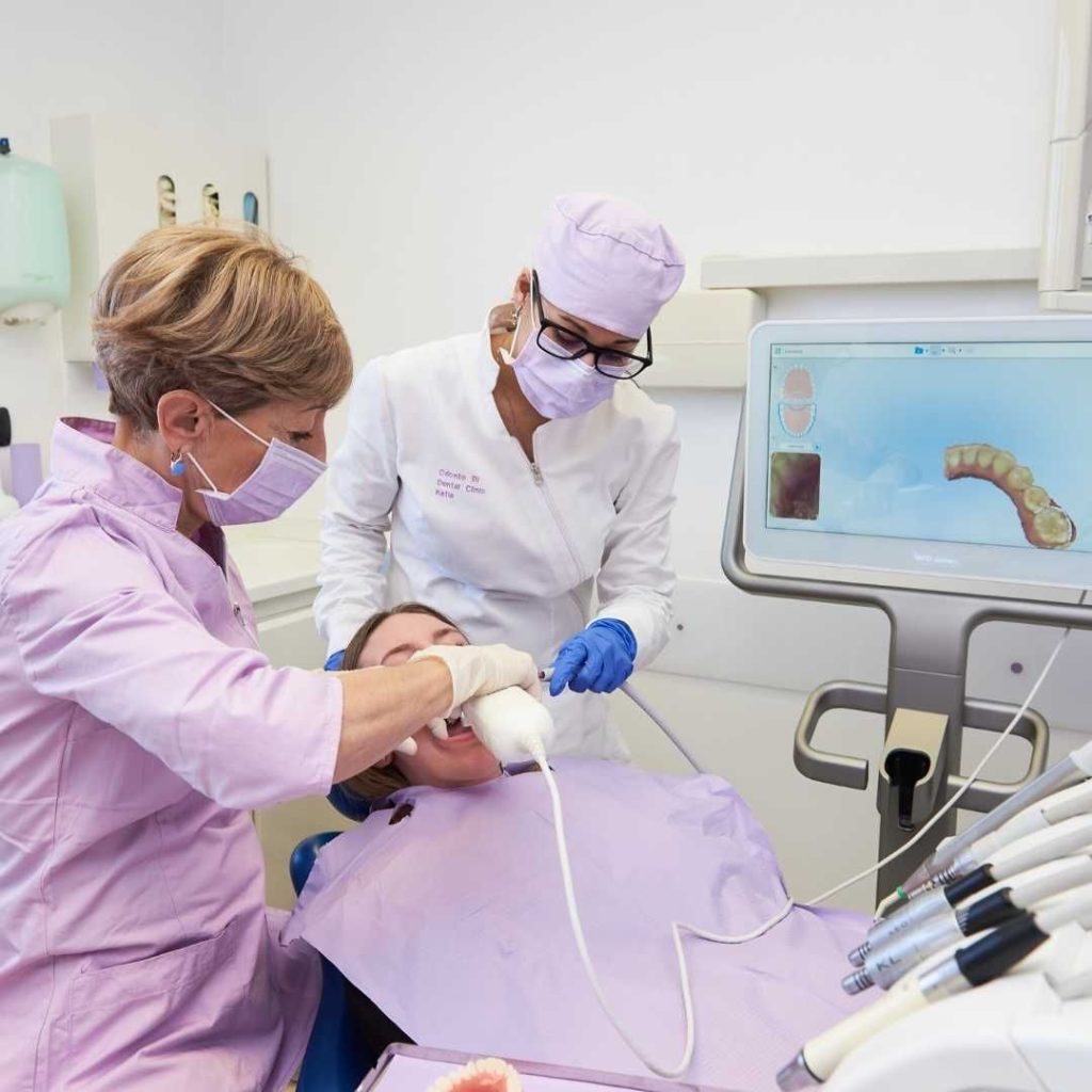 Chi Siamo 96 dentista a Novara e Varese