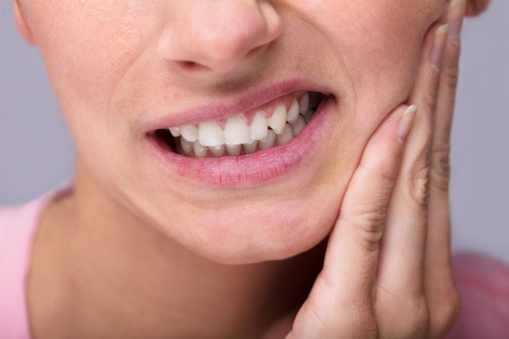 Rimedi naturali per curare la recessione gengivale 1 Gengivite | recessione gengivale | Malocclusione | Dente del giudizio
